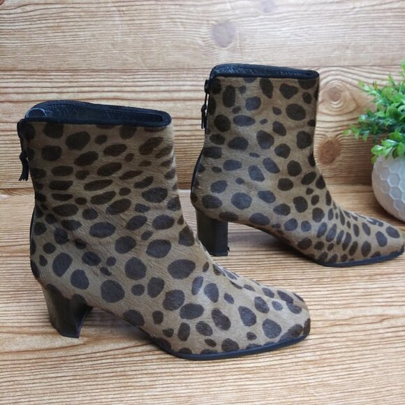 Stuart Weitzman Ponyhair Ankle Boots woman size 6M Brown Animal Print block heel - Picture 5 of 13